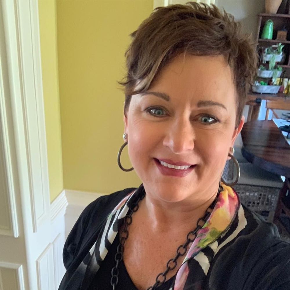 Meet your Posher, Lisa